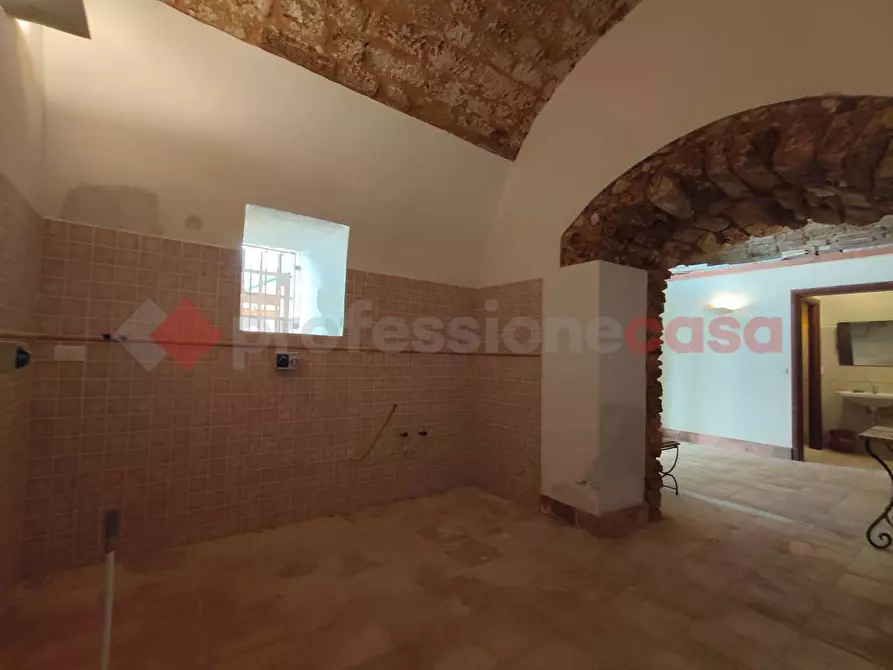Immagine 29 di Attività commerciale in affitto  in Via nizza, 22 a Siracusa