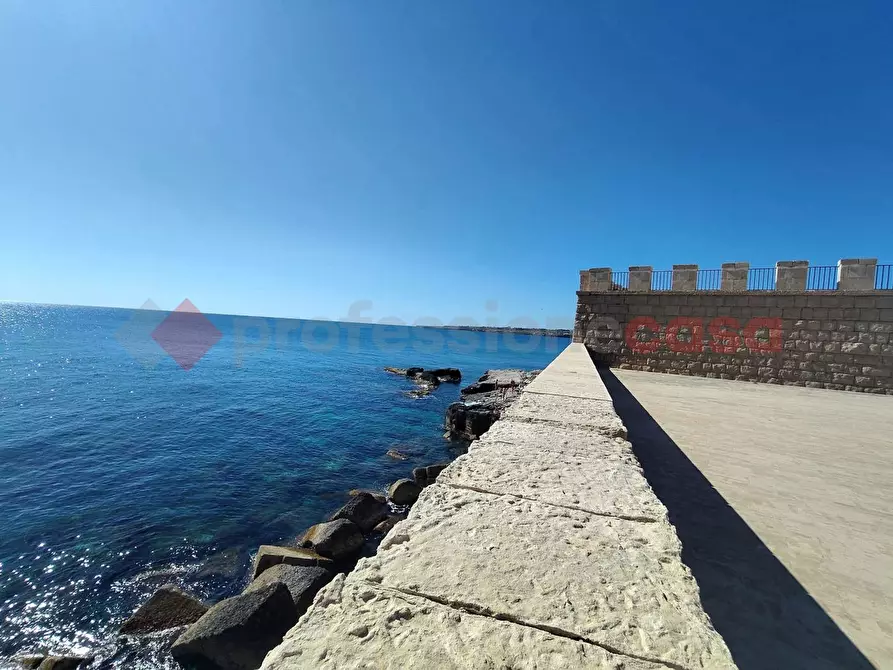 Immagine 4 di Attività commerciale in affitto  in Via nizza, 22 a Siracusa