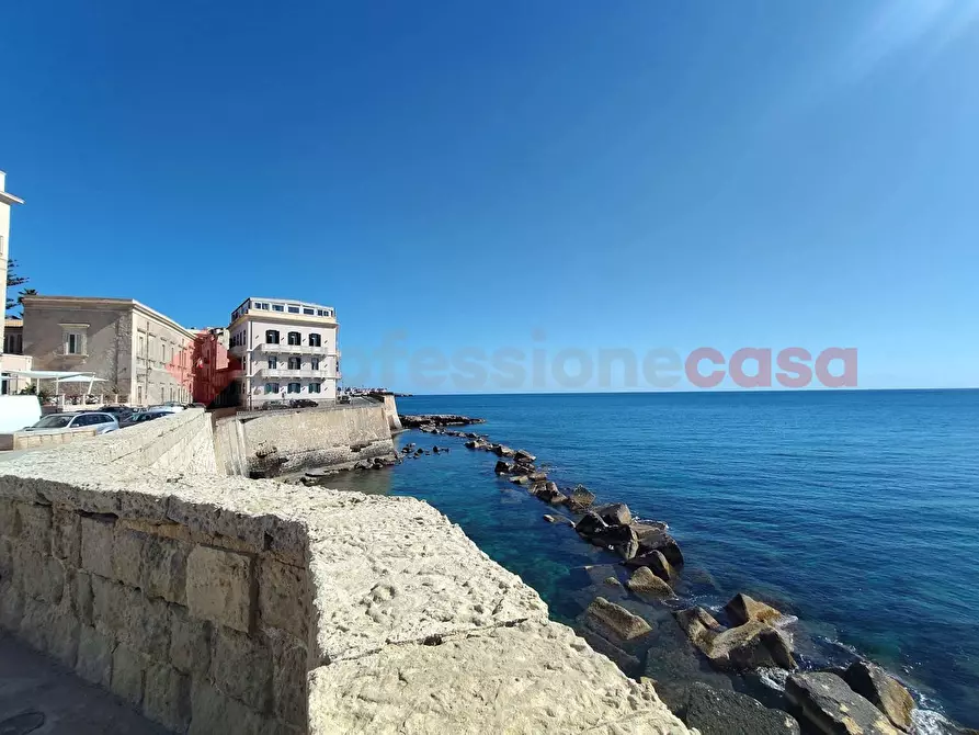 Immagine 5 di Attività commerciale in affitto  in Via nizza, 22 a Siracusa