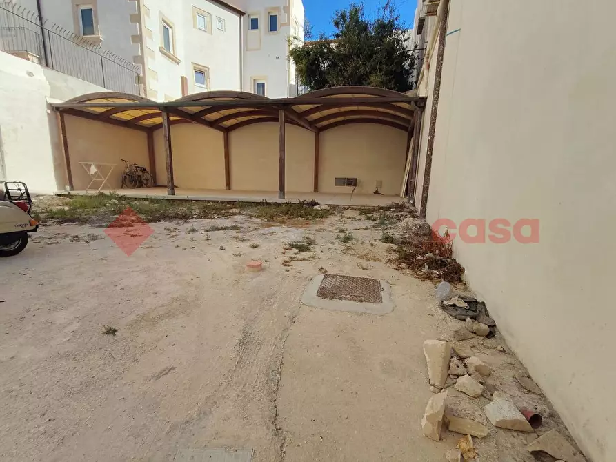 Immagine 11 di Attività commerciale in affitto  in Via nizza, 22 a Siracusa