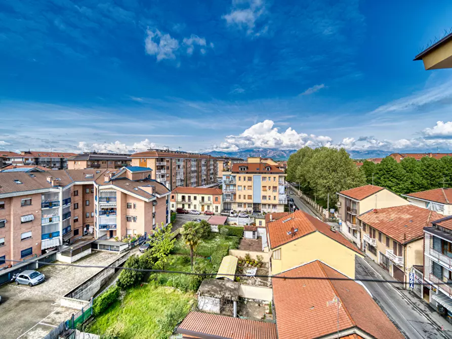 Immagine 25 di Appartamento in vendita  in Via Nazario Sauro, 1 a Venaria Reale