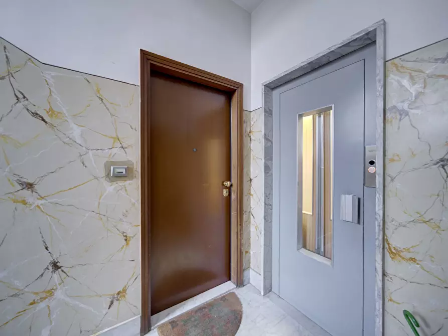 Immagine 4 di Appartamento in vendita  in Via Motrassino, 8 a Venaria Reale