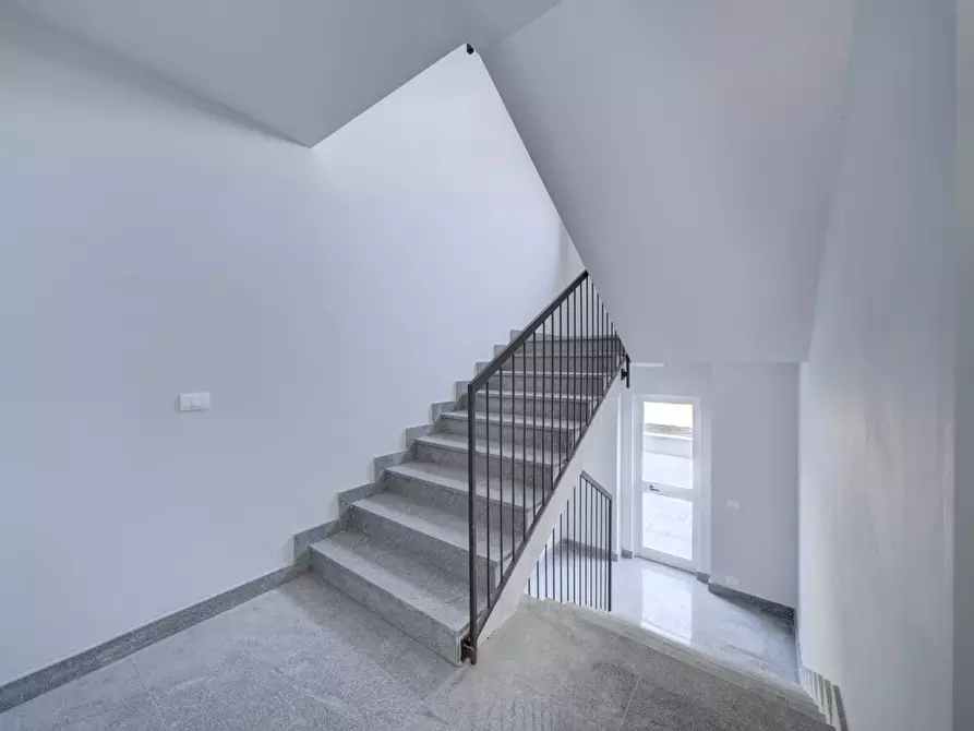 Immagine 4 di Appartamento in vendita  in Viale Buridani, 16 a Venaria Reale