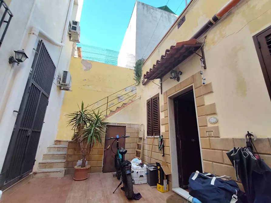 Immagine 2 di Appartamento in vendita  in Via Riviera dionisio il grande, 102 a Siracusa