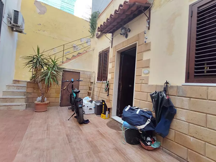 Immagine 3 di Appartamento in vendita  in Via Riviera dionisio il grande, 102 a Siracusa