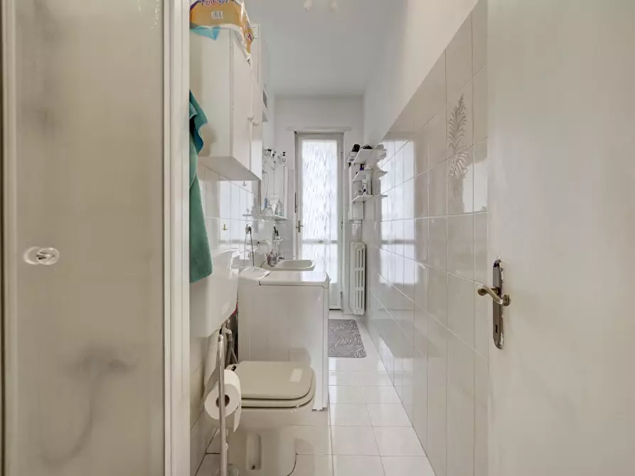 Immagine 21 di Appartamento in vendita  in Viale Dei Mughetti, 5 a Torino