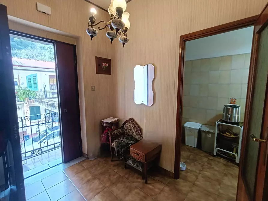 Immagine 5 di Appartamento in vendita  in Via san costantino, 36 a Messina
