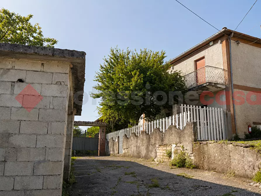 Immagine 3 di Casa indipendente in vendita  in Via Vicero, scn a Alatri