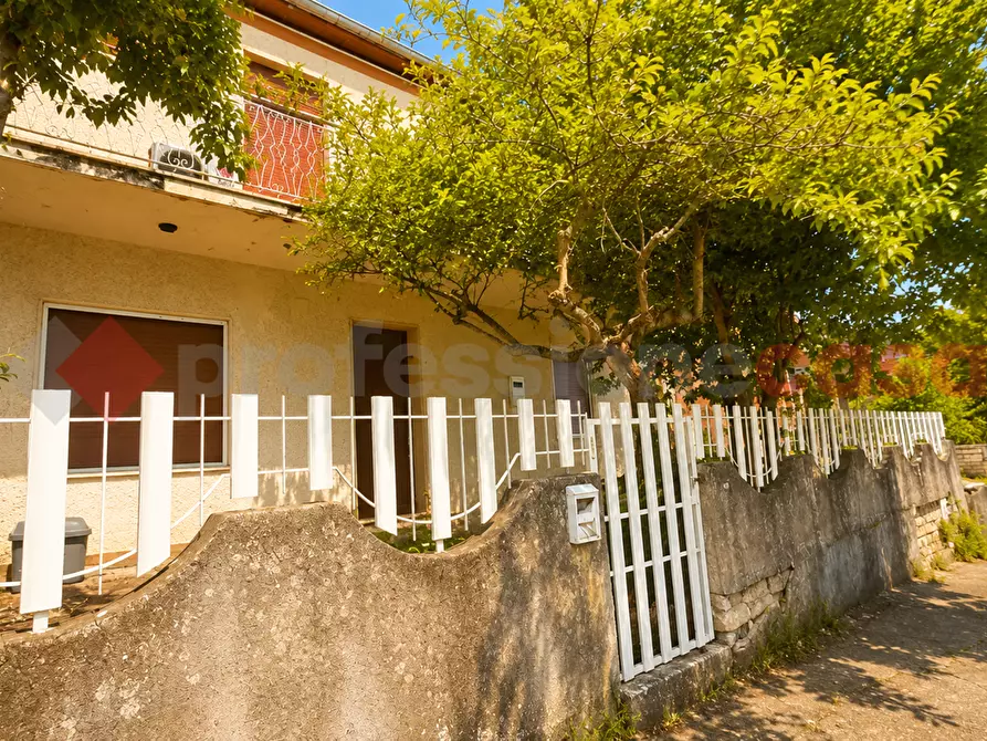 Immagine 1 di Casa indipendente in vendita  in Via Vicero, scn a Alatri