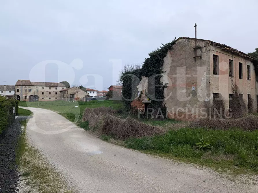 Immagine 9 di Palazzo in vendita  in Via Agna, Via Brolo, 00 a Agna