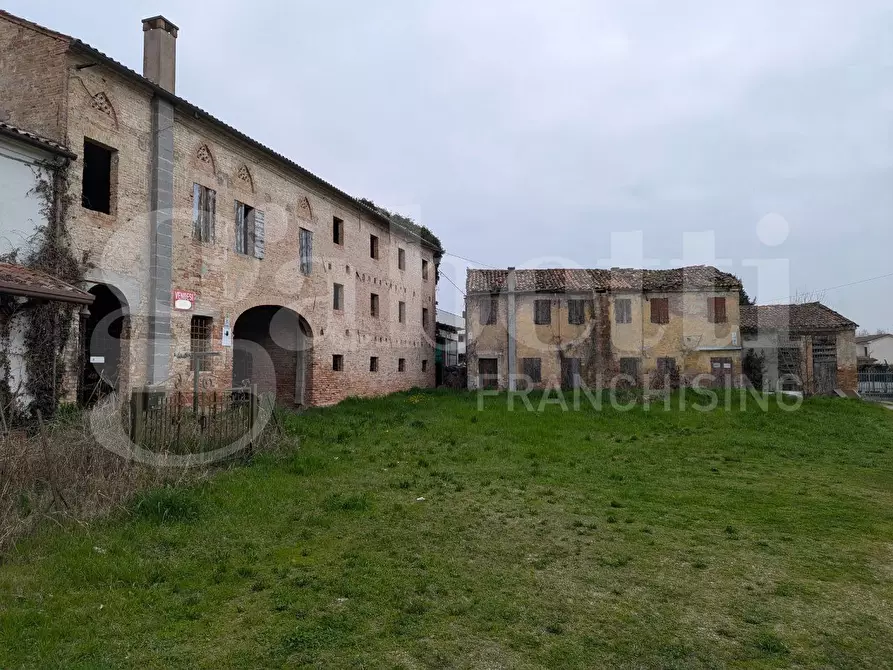 Immagine 2 di Palazzo in vendita  in Via Agna, Via Brolo, 00 a Agna