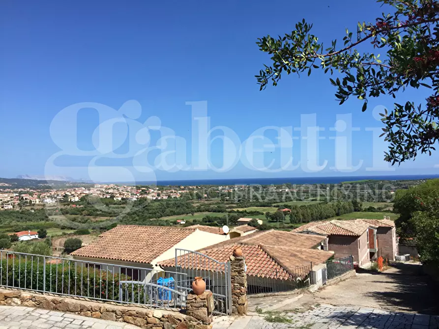 Immagine 3 di Appartamento in vendita  in Via Monte Nieddu, 14 a Budoni