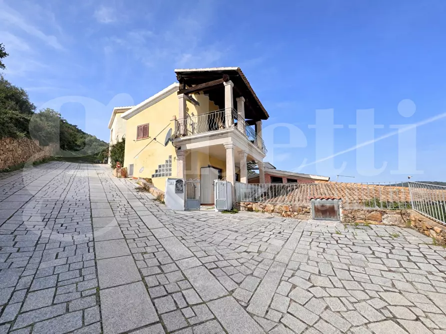 Immagine 1 di Appartamento in vendita  in Via Monte Nieddu, 14 a Budoni