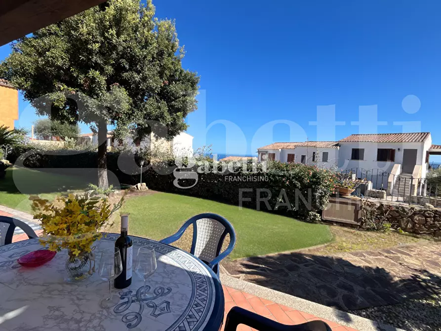 Immagine 4 di Villa in vendita  in Via Diomede, snc a Budoni