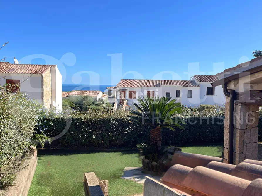 Immagine 43 di Villa in vendita  in Via Diomede, snc a Budoni