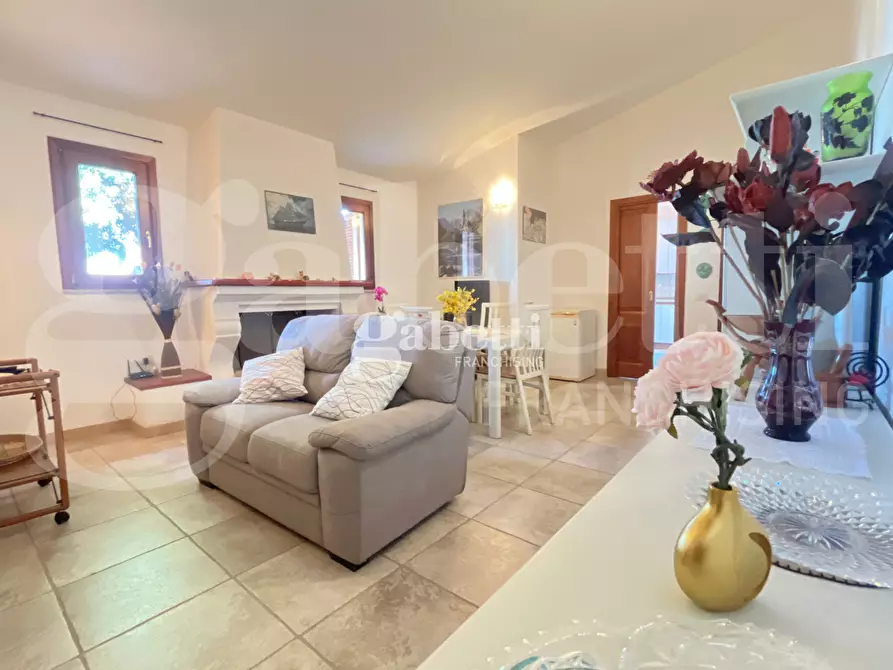 Immagine 10 di Villa in vendita  in Via Diomede, snc a Budoni