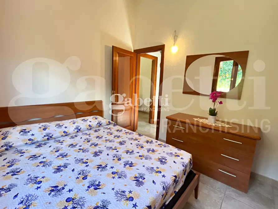Immagine 15 di Villa in vendita  in Via Diomede, snc a Budoni