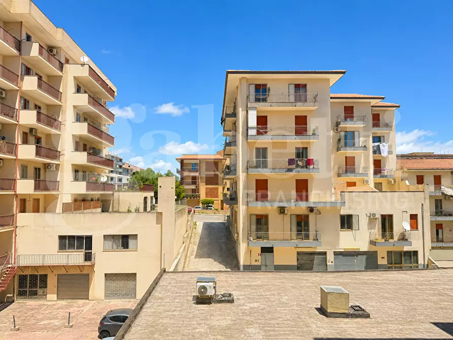 Immagine 15 di Appartamento in vendita  in Viale Europa, 70 a Ragusa