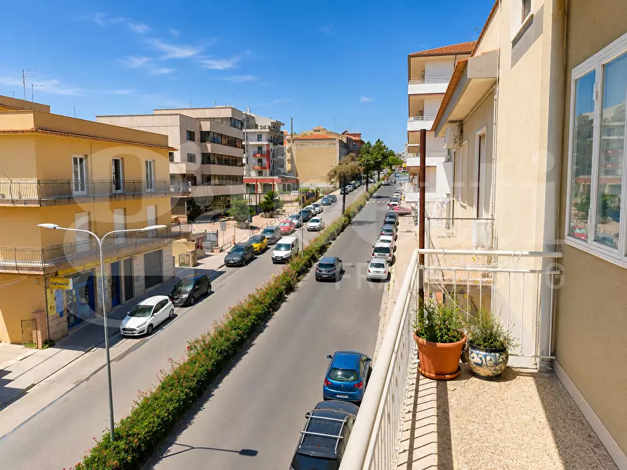 Immagine 14 di Appartamento in vendita  in Viale Europa, 70 a Ragusa