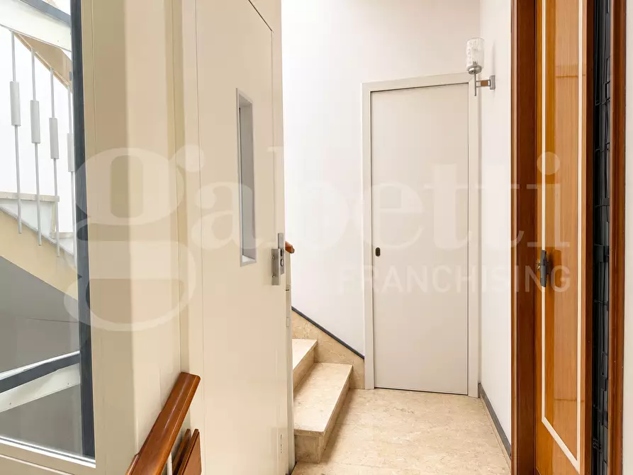 Immagine 12 di Appartamento in vendita  in Viale Europa, 70 a Ragusa