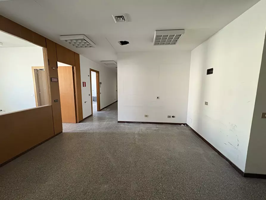 Immagine 2 di Ufficio in vendita  in Corso Vittorio Emanuele, 16 a Porto Torres