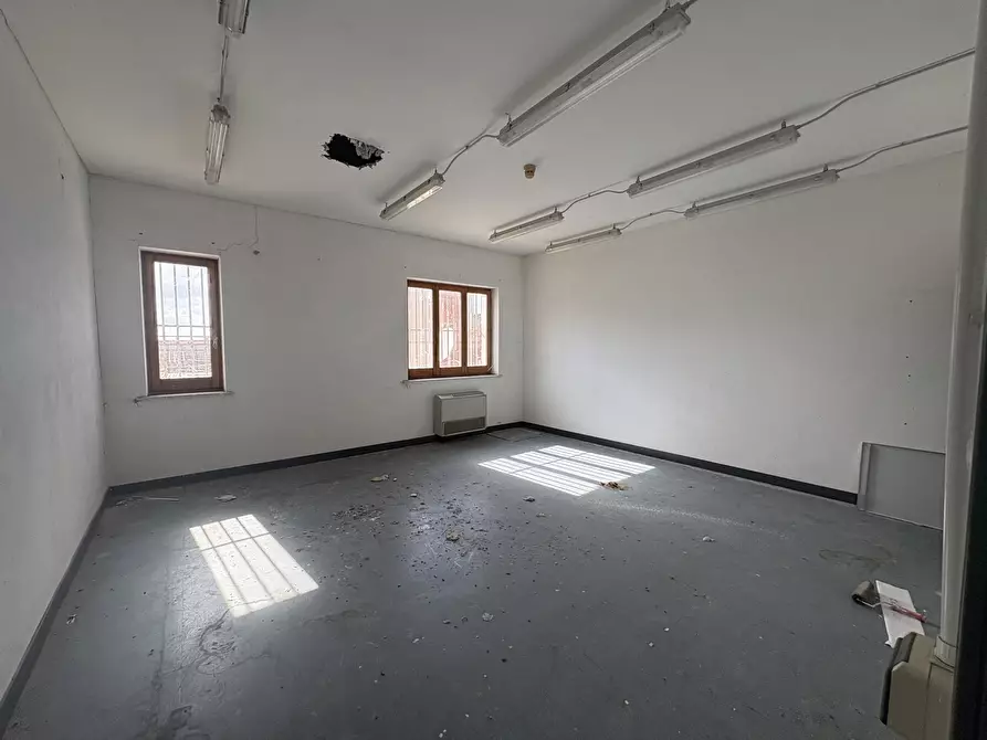 Immagine 16 di Ufficio in vendita  in Corso Vittorio Emanuele, 16 a Porto Torres