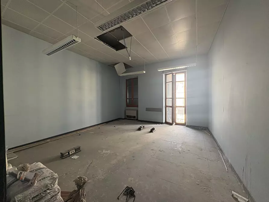 Immagine 14 di Ufficio in vendita  in Corso Vittorio Emanuele, 16 a Porto Torres