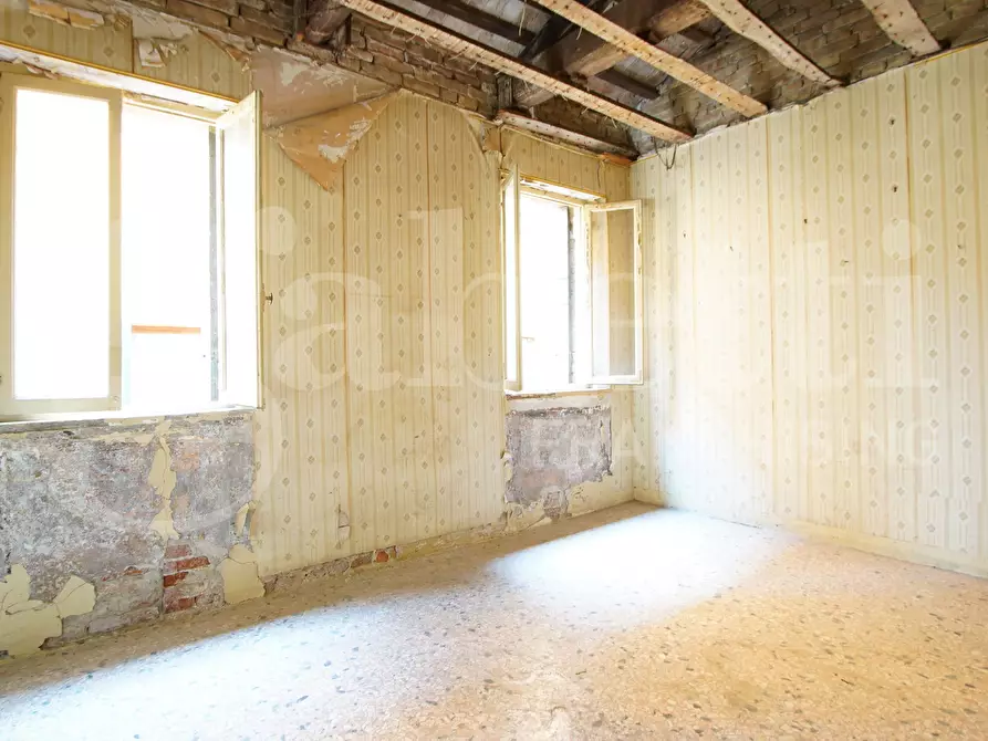 Immagine 9 di Appartamento in vendita  in Via Cannaregio, . a Venezia
