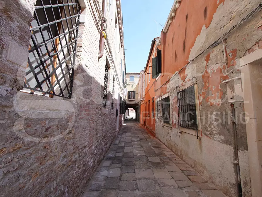 Immagine 2 di Appartamento in vendita  in Via Cannaregio, . a Venezia