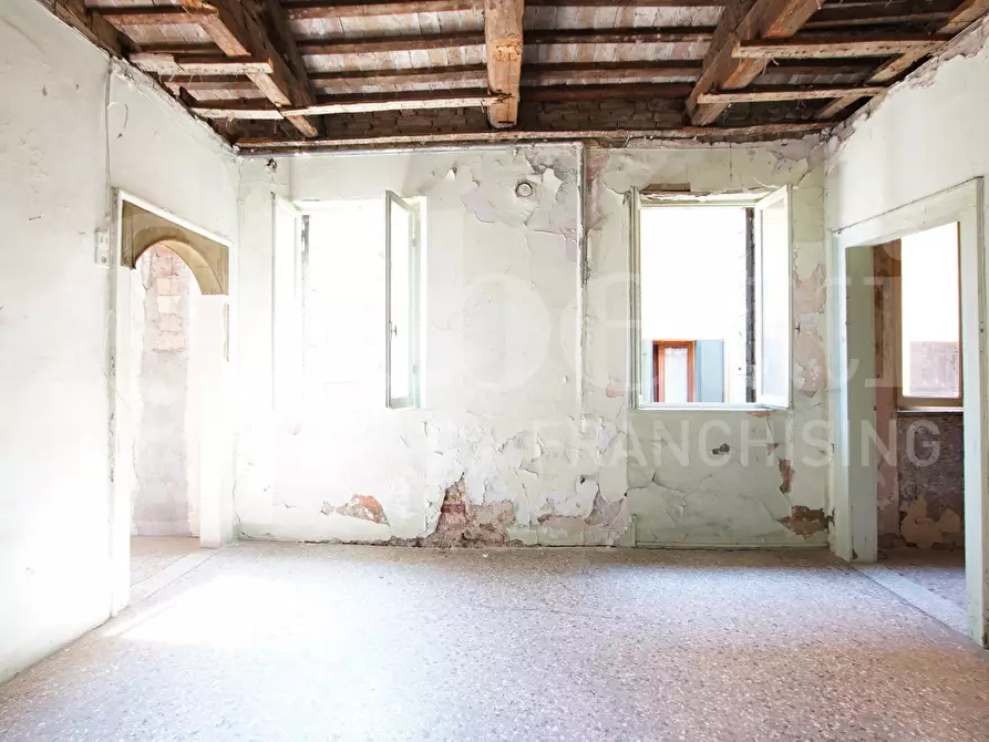 Immagine 6 di Appartamento in vendita  in Via Cannaregio, . a Venezia