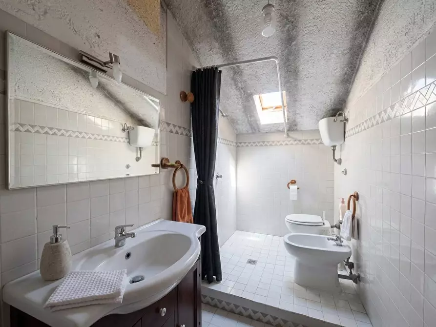 Immagine 38 di Attico in vendita  in Via Ungheria, 29 a Osimo
