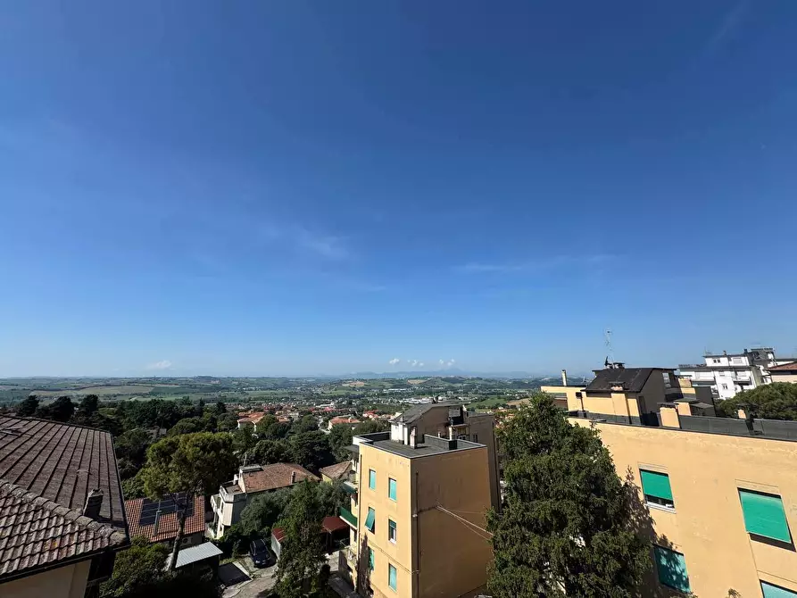 Immagine 41 di Attico in vendita  in Via Ungheria, 29 a Osimo