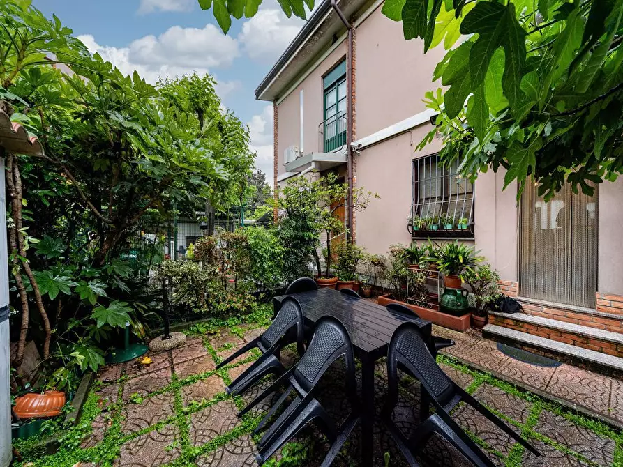 Immagine 41 di Casa bifamiliare in vendita  in Via NOVARA, 112 a Milano