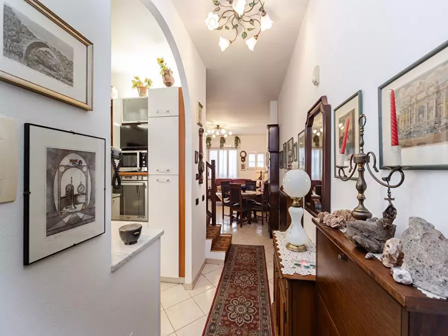 Immagine 9 di Casa bifamiliare in vendita  in Via NOVARA, 112 a Milano