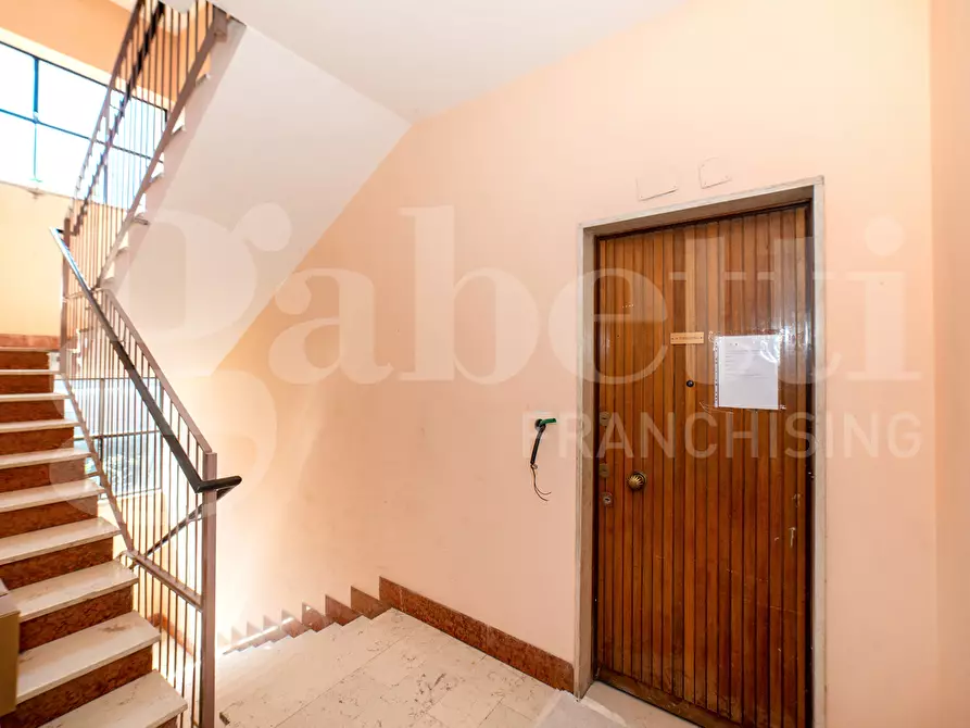 Immagine 3 di Appartamento in vendita  in Viale Oscar Sinigaglia, 11 a Roma