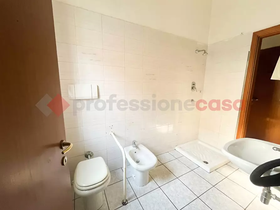 Immagine 10 di Palazzo in vendita  in Via alessandria, snc a Legnano