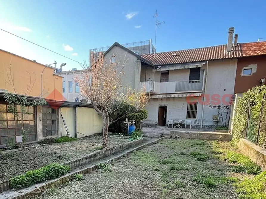 Immagine 2 di Palazzo in vendita  in Via alessandria, snc a Legnano