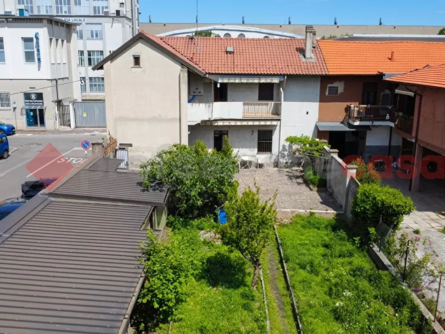 Immagine 31 di Palazzo in vendita  in Via alessandria, snc a Legnano