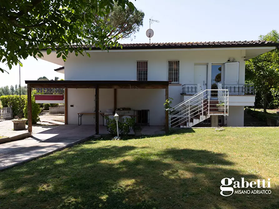 Immagine 2 di Villa in vendita  in Via Toscanini a Misano Adriatico