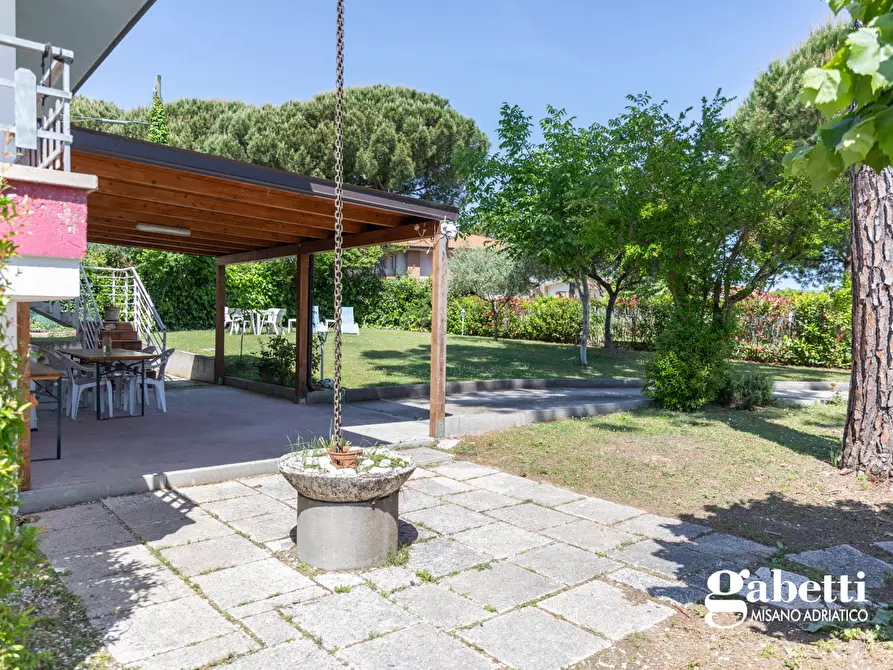 Immagine 35 di Villa in vendita  in Via Toscanini a Misano Adriatico