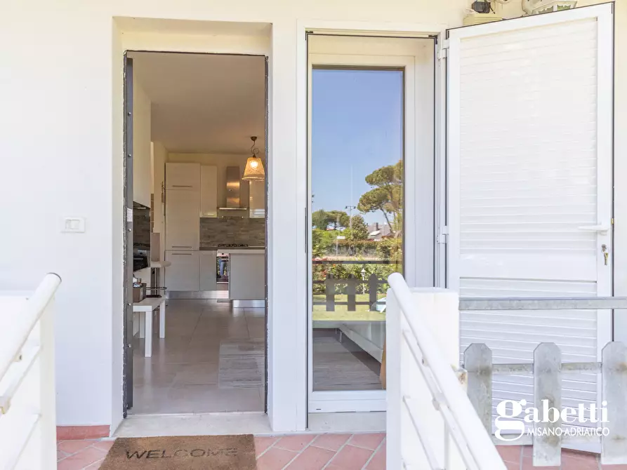Immagine 17 di Villa in vendita  in Via Toscanini a Misano Adriatico