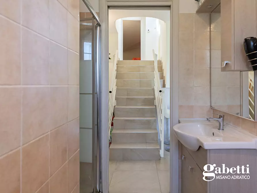Immagine 9 di Villa in vendita  in Via Toscanini a Misano Adriatico