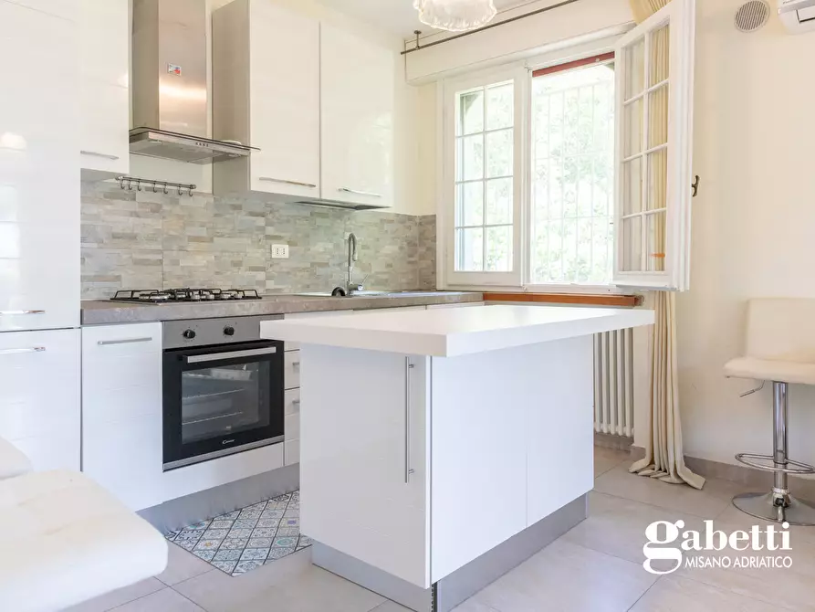 Immagine 6 di Villa in vendita  in Via Toscanini a Misano Adriatico