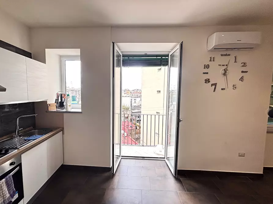 Immagine 15 di Appartamento in affitto  in Via Santa Maria Della Neve, 18 a Napoli