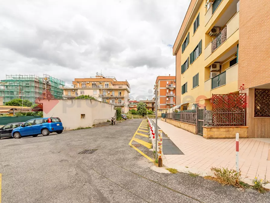 Immagine 19 di Appartamento in vendita  in Via delle Passiflore, 19 a Roma