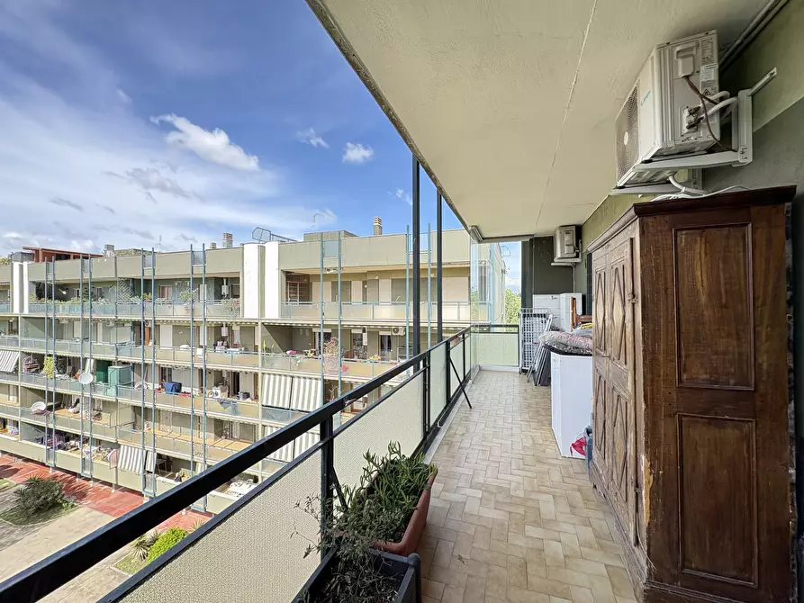 Immagine 20 di Appartamento in vendita  in Viale Alessandro Ruspoli, 201 a Roma