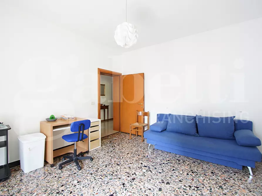 Immagine 15 di Appartamento in vendita  in Via Tartini, . a Venezia