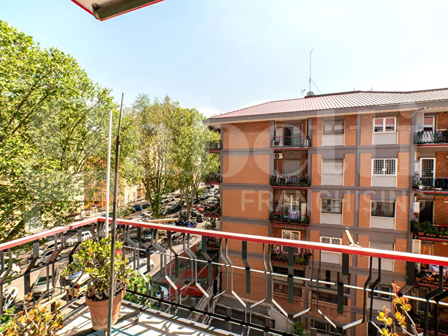Immagine 27 di Appartamento in vendita  in Viale di Tor Marancia, 60 a Roma