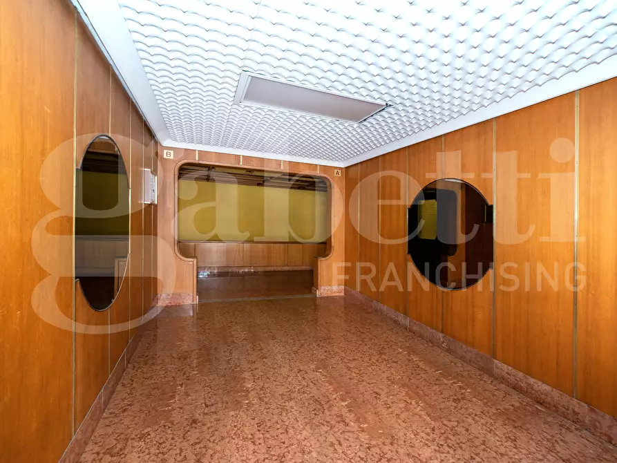 Immagine 32 di Appartamento in vendita  in Viale di Tor Marancia, 60 a Roma