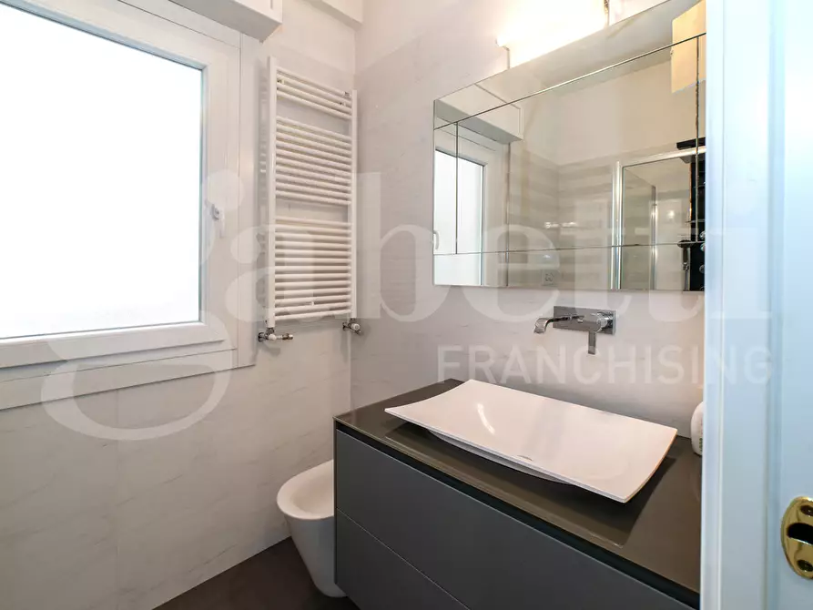 Immagine 20 di Appartamento in vendita  in Viale di Tor Marancia, 60 a Roma